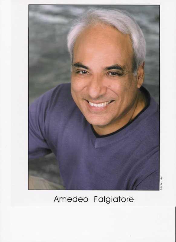 headshotcolorresized.jpg